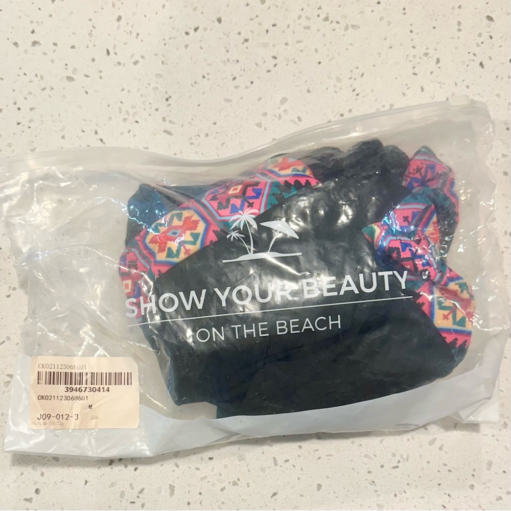 NWT Black and Multicolor Women's Swimwear Set - Size: Medium - Picture 3 of 15